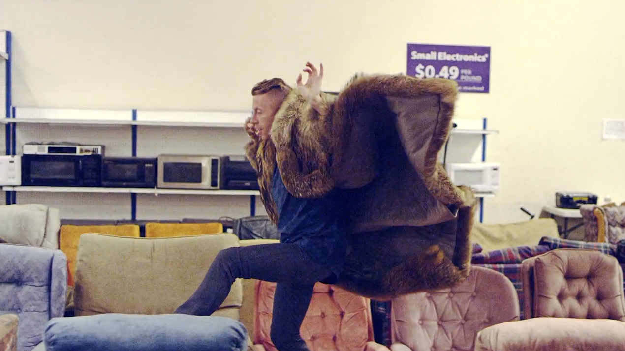 macklemore-sofa-jumping-two